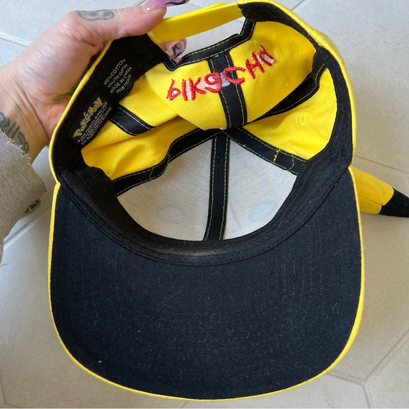 Pikachu hat - Picture 3 of 5